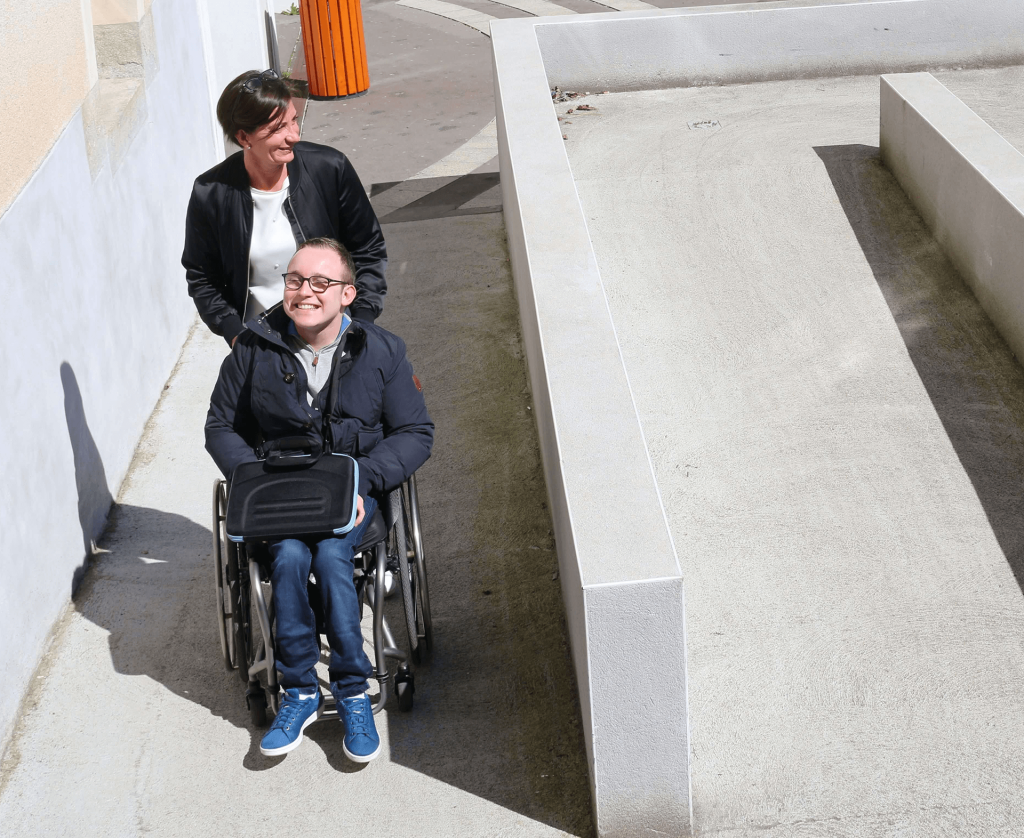 Dyspraxique et handicapé milieu ordinaire