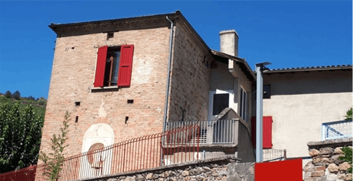 École Sainte-Agathe à Chavanay et Marcellin Champagnat à Marlhes